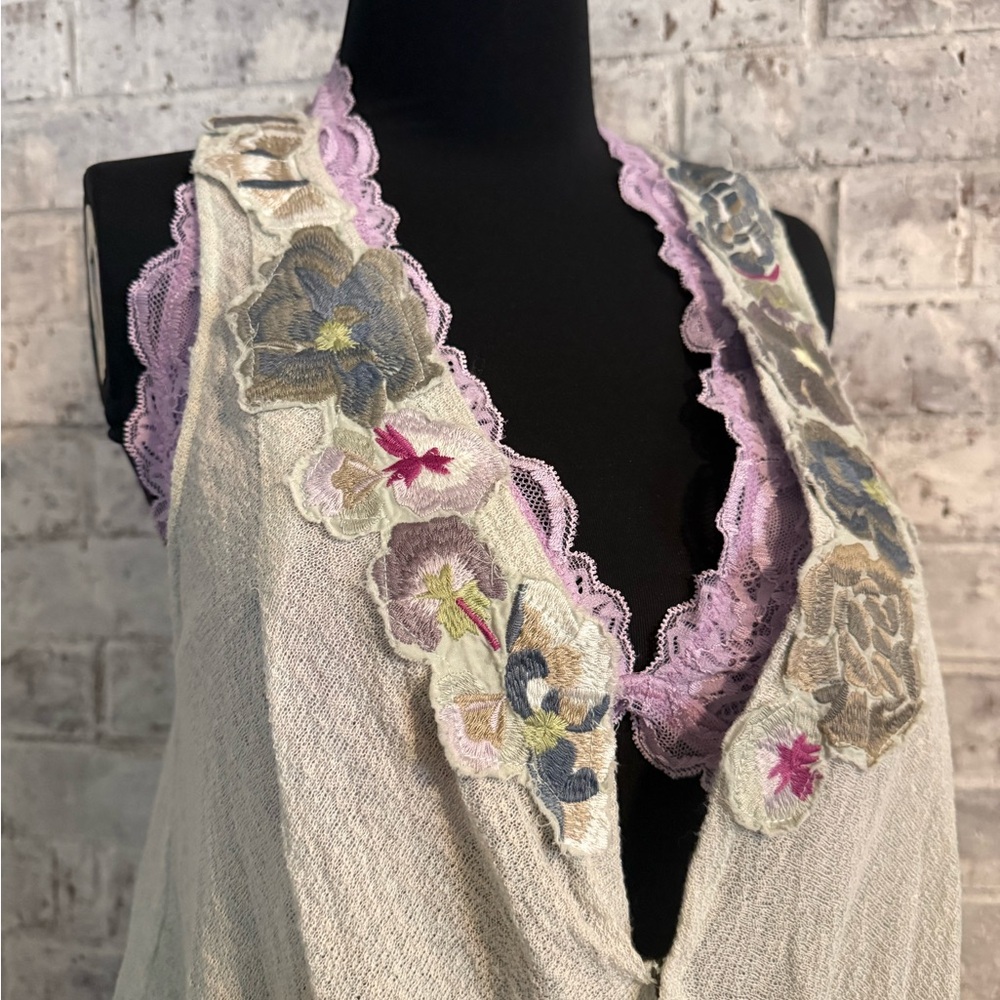 Free People Light Green Camisole with Lilac Lace and Floral Appliqué - Picture 2 of 12
